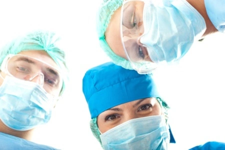 Krankenhauszusatzversicherung 1-2 Bettzimmer Wahlarzt und Chefarzt vergleichen