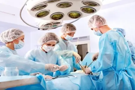 Individuelle Therapieentscheidung dank freier Krankenhauswahl, Arztwahl und gesonderter Unterbringung nur für Krankenhauszusatzversicherte