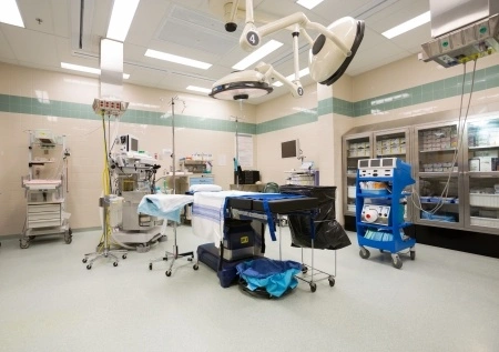 ine Krankenhauszusatzversicherung kann verschiedene Leistungen abdecken, darunter Unterbringung im Ein- oder Zweibettzimmer, Chefarztbehandlung, Freie Krankenhauswahl, Zusätzliche Leistungen wie Genesungsgeld oder Rooming-in.